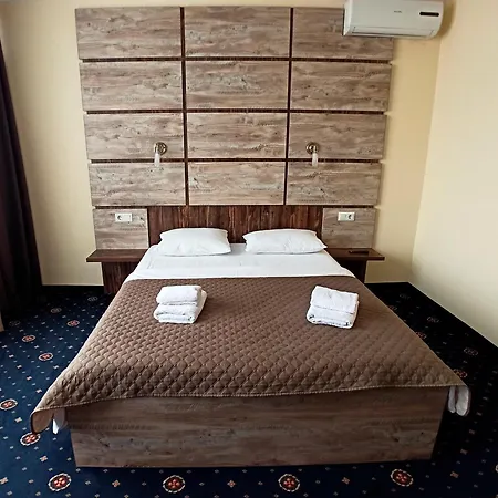 Koro Central Apartments Ivano-Frankivsk Room photo